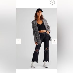 Maggie Mid-Rise Straight-Leg Jeans Washed Black